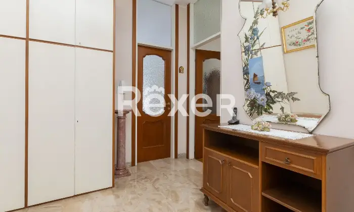 Rexer-Villasanta-Appartamento-con-cantina-un-box-singolo-Altro
