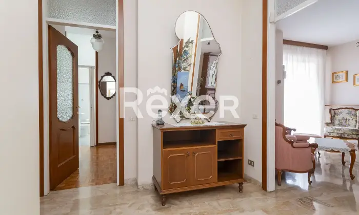 Rexer-Villasanta-Appartamento-con-cantina-un-box-singolo-Altro
