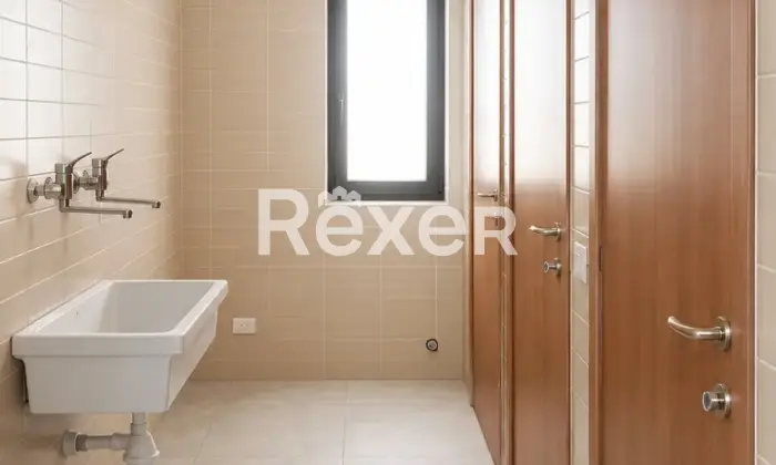 Rexer-Calolziocorte-Magazzino-strategico-di-mq-ideale-per-logistica-e-attivit-artigianali-Altro