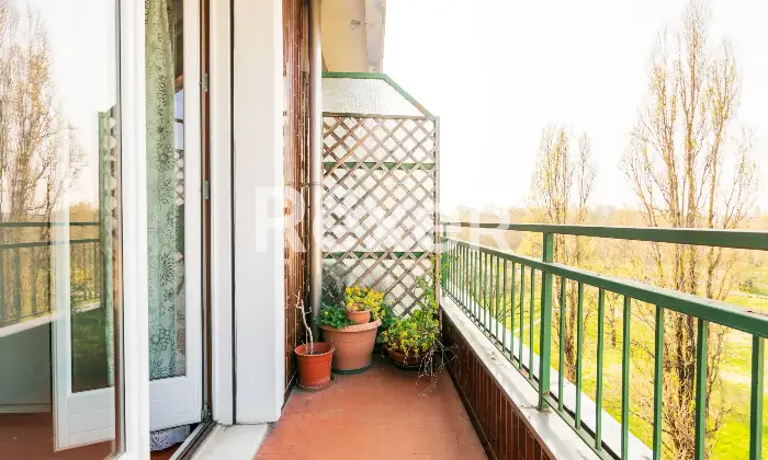 Rexer-Sesto-San-Giovanni-Ultimo-piano-massimo-comfort-Altro