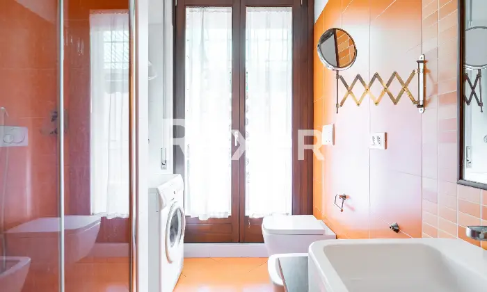 Rexer-Sesto-San-Giovanni-Ultimo-piano-massimo-comfort-Altro