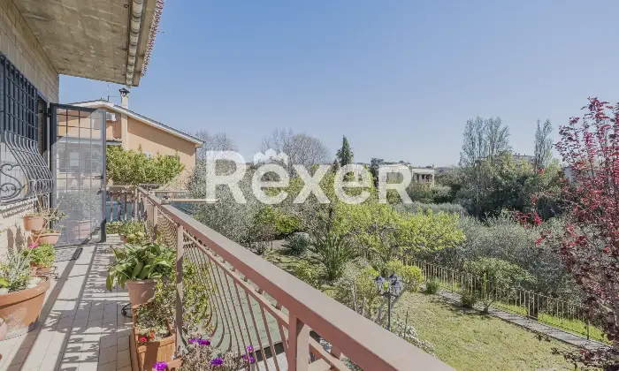 Rexer-Cesano-Vendesi-Villa-Bifamiliare-Cesano-Altro