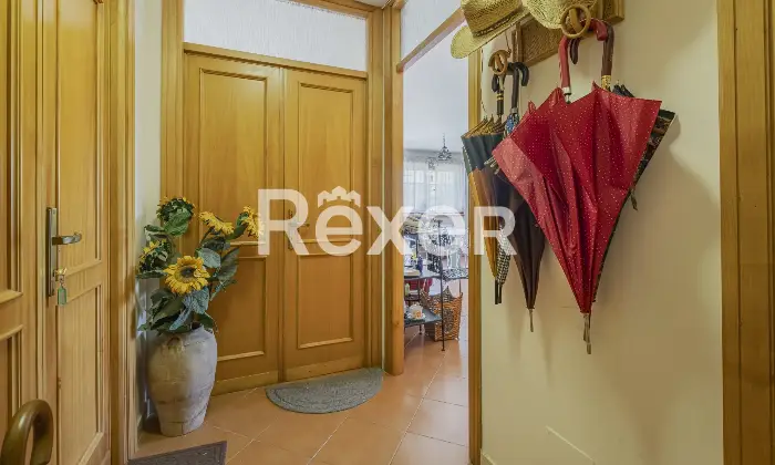 Rexer-Cesano-Vendesi-Villa-Bifamiliare-Cesano-Altro