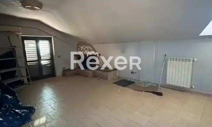 Rexer-Sirignano-Appartamento-su-due-piani-in-vendita-in-Via-Leonardo-da-Vinci-a-Sirignano-Altro