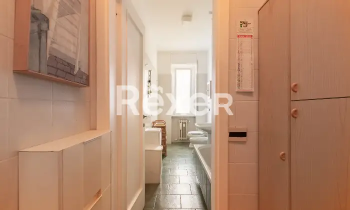 Rexer-Milano-NUDA-PROPRIETA-TRILOCALE-CON-DUE-BAGNI-CUCINA-ABITABILE-E-DUE-BALCONI-MQ-Altro