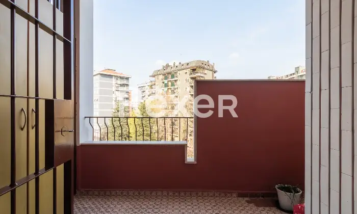 Rexer-Milano-NUDA-PROPRIETA-TRILOCALE-CON-DUE-BAGNI-CUCINA-ABITABILE-E-DUE-BALCONI-MQ-Altro
