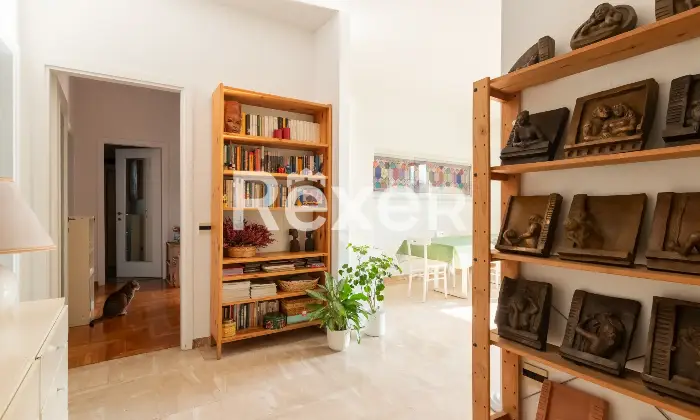 Rexer-Milano-NUDA-PROPRIETA-TRILOCALE-CON-DUE-BAGNI-CUCINA-ABITABILE-E-DUE-BALCONI-MQ-Altro