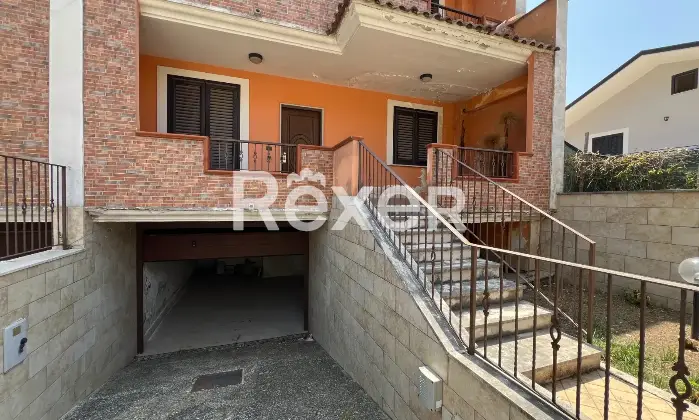 Rexer-Telese-Terme-Ampia-villa-a-schiera-Altro