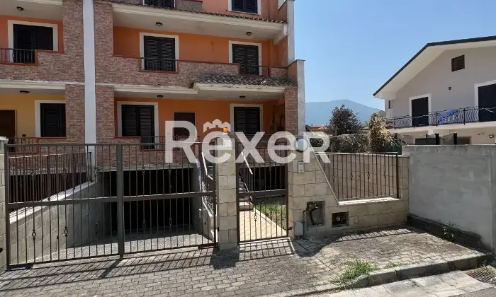 Rexer-Telese-Terme-Ampia-villa-a-schiera-Altro