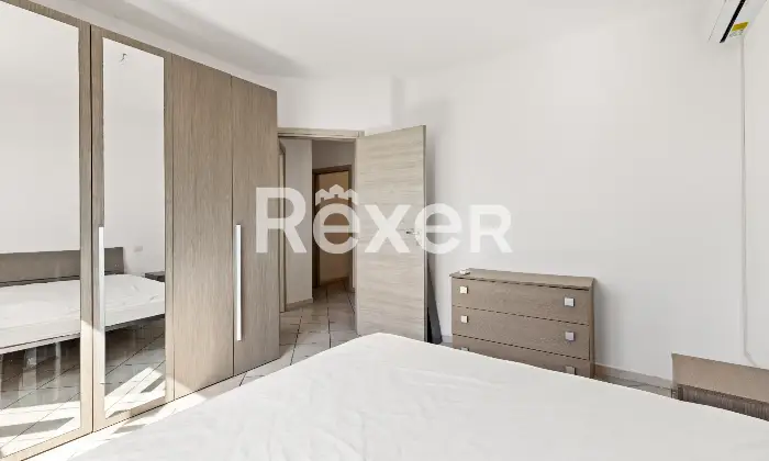 Rexer-Santa-Giusta-Appartamento-con-posto-auto-di-pertinenza-Altro