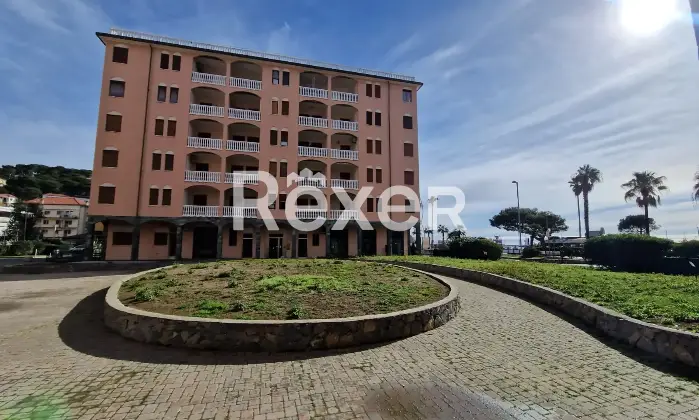 Rexer-Andora-Interessante-locale-commerciale-muri-in-vendita-Altro