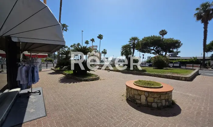 Rexer-Andora-Interessante-locale-commerciale-muri-in-vendita-Altro