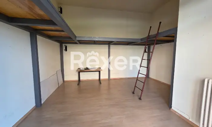 Rexer-Andora-Interessante-locale-commerciale-muri-in-vendita-Altro