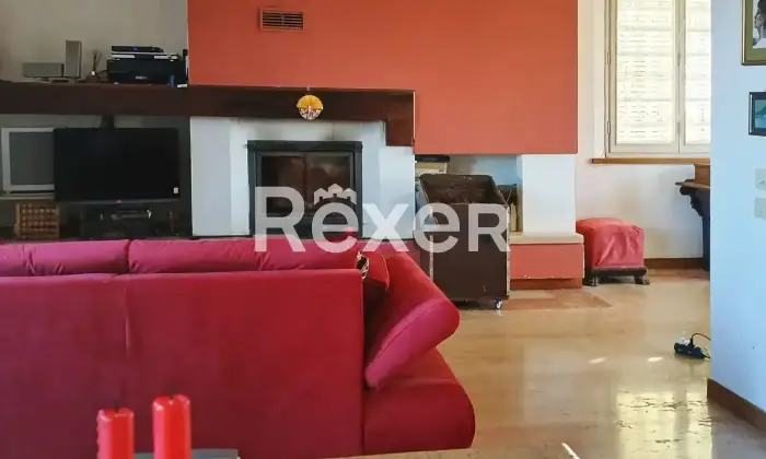 Rexer-Mirandola-Villa-in-vendita-in-Via-Cazzuola-a-Mirandola-Altro