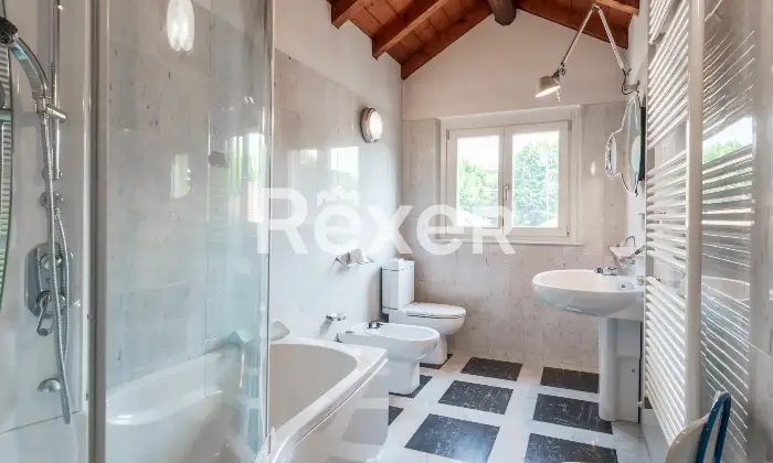 Rexer-Pavia-Prestigiosa-villa-unifamiliare-via-Stefano-Breventano-Citt-Giardino-Pavia-Altro
