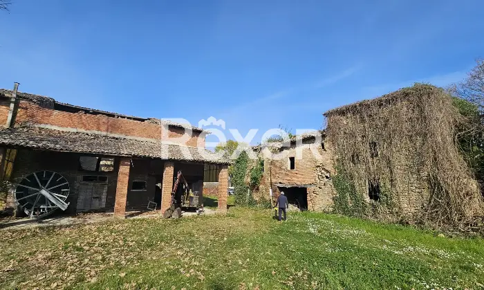 Rexer-Formigine-Compendio-agricolo-con-fabbricati-e-oltre-ettari-di-terreno-a-Formigine-Altro