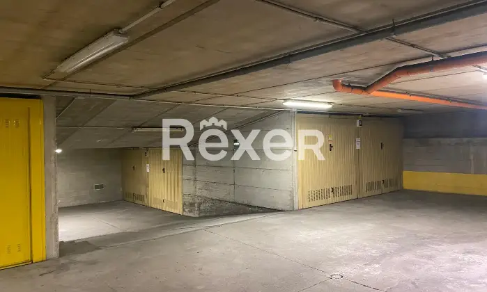 Rexer-Milano-Vendesi-Box-Auto-Via-Tolstoi-Piano-Altro