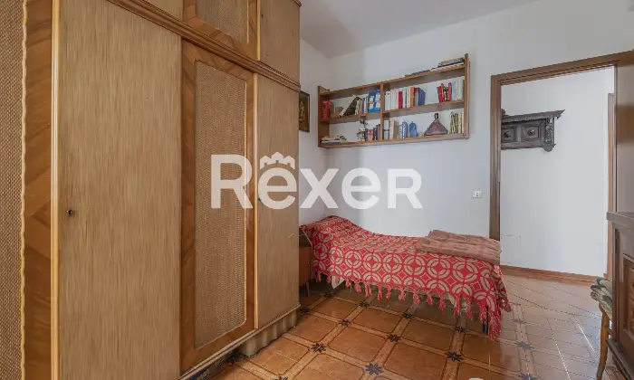 Rexer-Roma-Talenti-in-comprensorio-elegante-immerso-nel-verde-Altro
