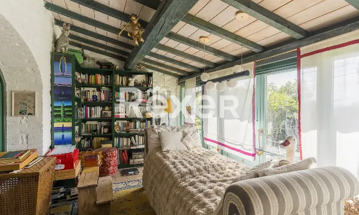 Rexer-Paciano-Nuda-propriet-Prestigiosa-villa-con-piscina-e-parco-Altro
