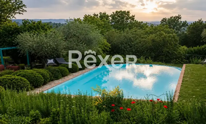 Rexer-Paciano-Nuda-propriet-Prestigiosa-villa-con-piscina-e-parco-Altro