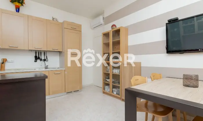 Rexer-Busnago-ULTIMO-PIANO-Trilocale-con-cucina-a-vista-Altro