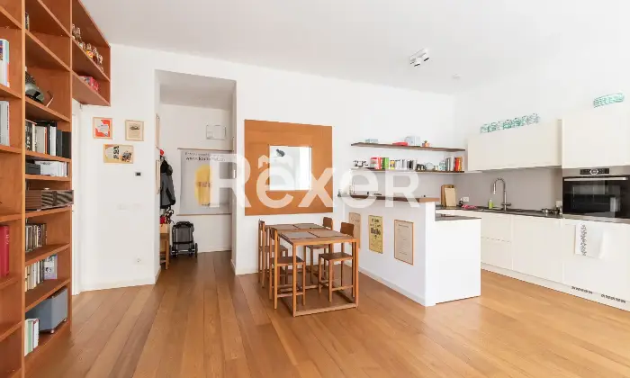 Rexer-Milano-Trilocale-ristrutturato-con-doppio-servizi-due-balconi-e-cantina-Altro