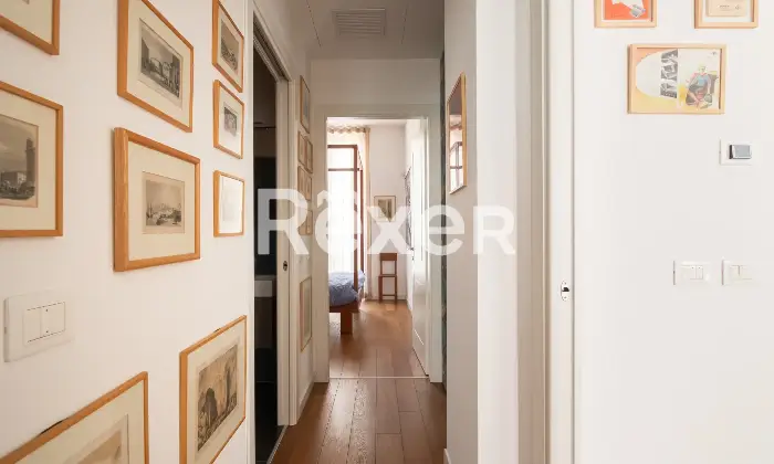 Rexer-Milano-Trilocale-ristrutturato-con-doppio-servizi-due-balconi-e-cantina-Altro