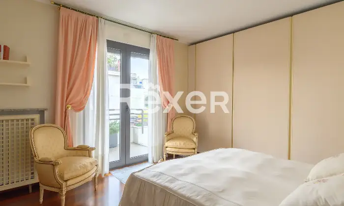 Rexer-Venezia-Elegante-appartamento-con-ampie-terrazze-garage-e-posto-auto-Altro