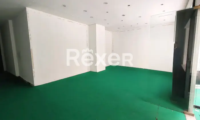 Rexer-Bari-Locale-commerciale-in-vendita-Altro