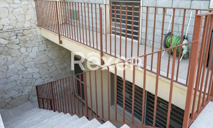 Rexer-Bari-Porzione-di-villa-bifamiliare-Altro