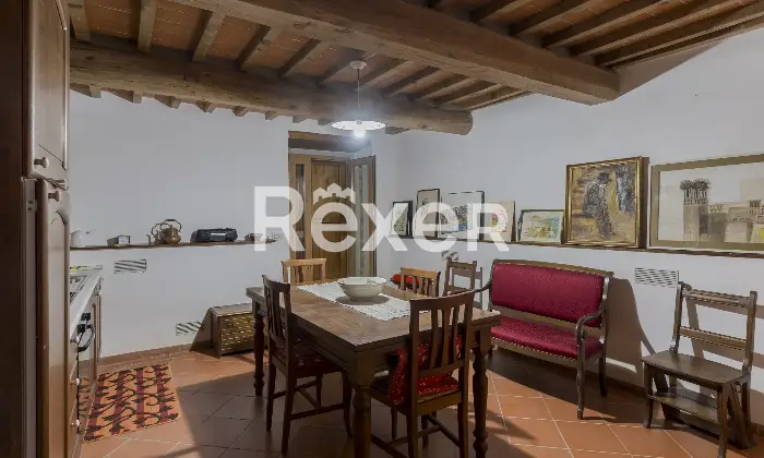 Rexer-Arezzo-Santa-Maria-La-Rassinata-Arezzo-Prestigioso-Casale-in-Pietra-con-Tenuta-Altro