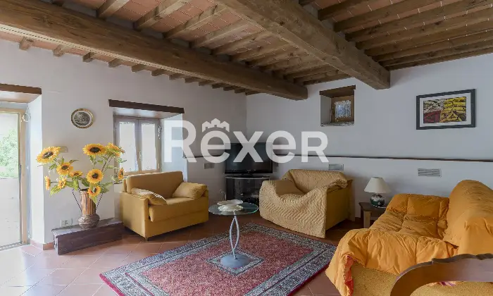 Rexer-Arezzo-Santa-Maria-La-Rassinata-Arezzo-Prestigioso-Casale-in-Pietra-con-Tenuta-Altro