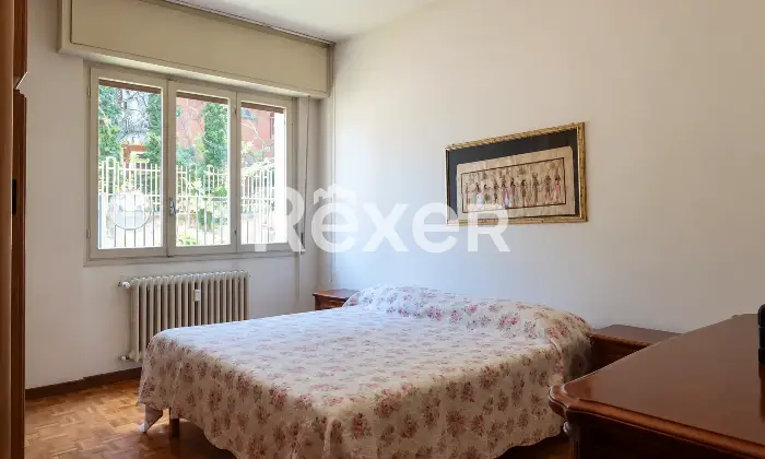 Rexer-Pavia-TRILOCALE-CON-DUE-BALCONI-BOX-E-CANTINA-Altro
