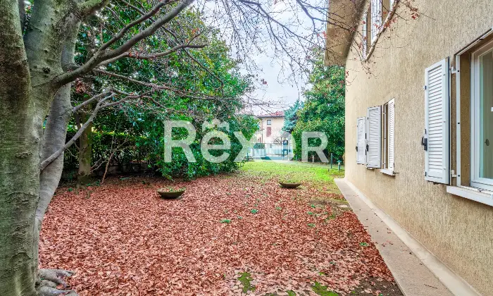 Rexer-Brescia-Ampio-Trilocale-con-posto-auto-coperto-Altro