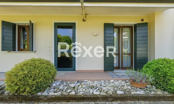 Rexer-Abano-Terme-QUADRIFAMILIARE-Abano-Terme-Via-Monte-Altore-Ingresso