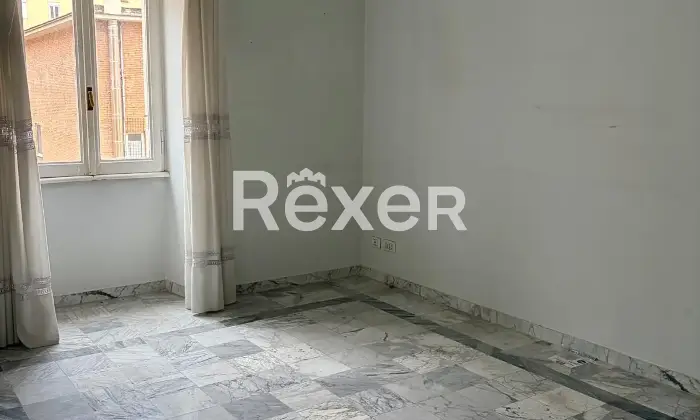 Rexer-Roma-Appartamento-con-portineria-Altro