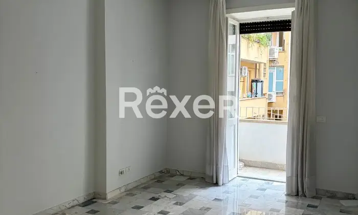 Rexer-Roma-Appartamento-con-portineria-Altro