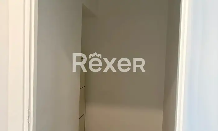 Rexer-Roma-Appartamento-con-portineria-Altro