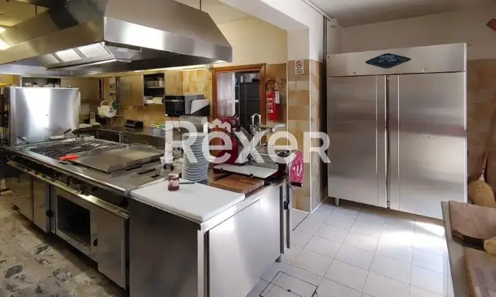 Rexer-Pieve-del-Grappa-Locale-commerciale-in-vendita-in-Via-San-Liberale-a-Pieve-del-Grappa-Altro