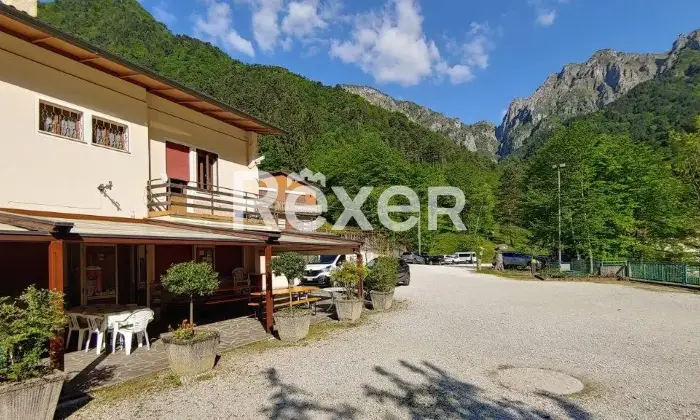 Rexer-Pieve-del-Grappa-Locale-commerciale-in-vendita-in-Via-San-Liberale-a-Pieve-del-Grappa-Altro