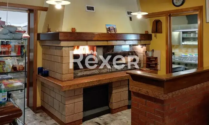 Rexer-Pieve-del-Grappa-Locale-commerciale-in-vendita-in-Via-San-Liberale-a-Pieve-del-Grappa-Altro