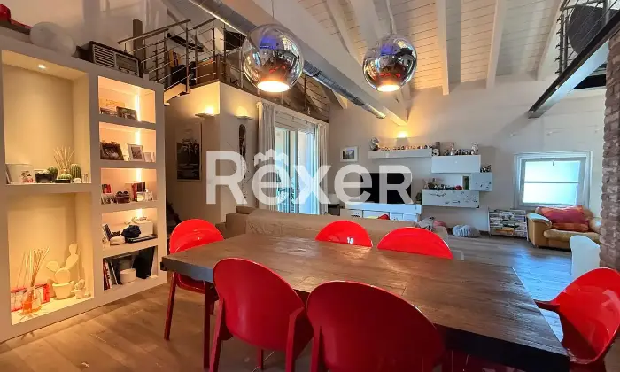 Rexer-vercelli-Loft-su-due-livelli-di-design-con-finiture-di-pregio-Altro