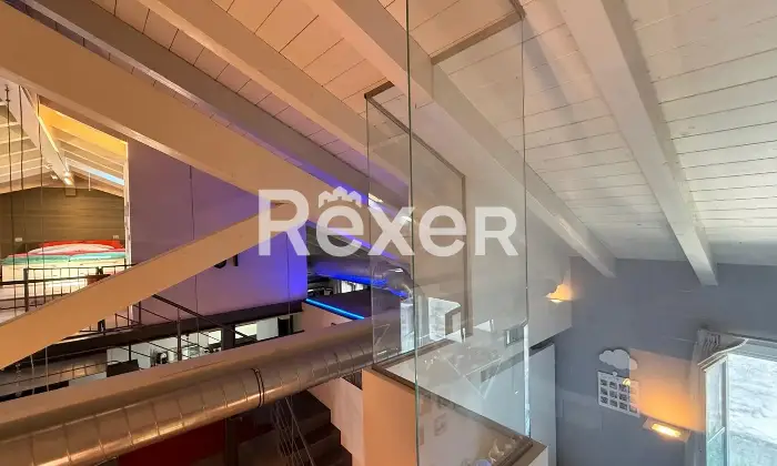 Rexer-vercelli-Loft-su-due-livelli-di-design-con-finiture-di-pregio-Altro