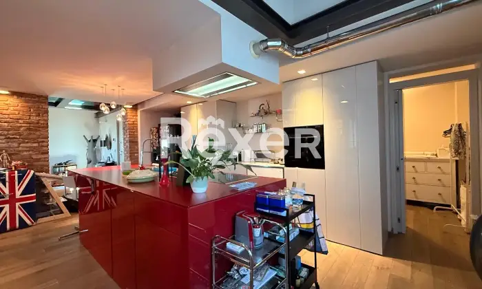 Rexer-vercelli-Loft-su-due-livelli-di-design-con-finiture-di-pregio-Altro