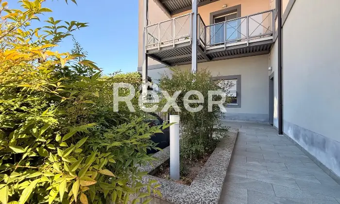 Rexer-vercelli-Loft-su-due-livelli-di-design-con-finiture-di-pregio-Altro