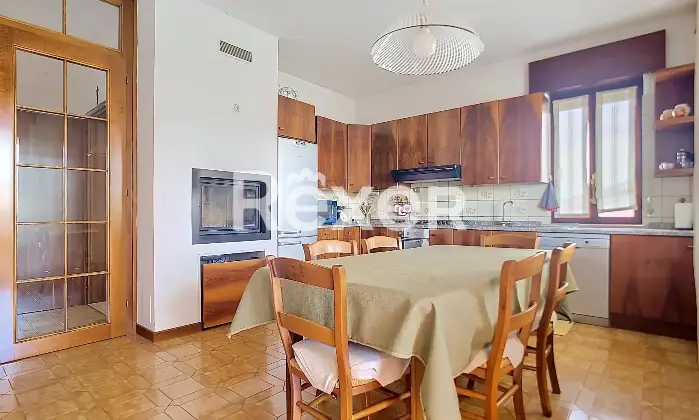 Rexer-Alonte-Ampio-appartamento-con-ingresso-indipendente-garage-e-corte-esclusiva-Altro