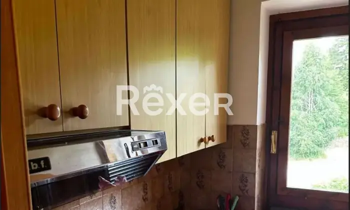 Rexer-Pizzoferrato-Accogliente-Mansarda-con-Camino-Soppalco-e-Box-Auto-Pronta-da-Abitare-Altro