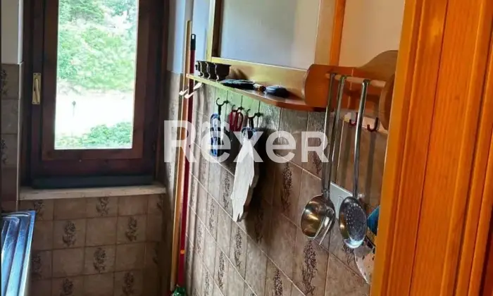 Rexer-Pizzoferrato-Accogliente-Mansarda-con-Camino-Soppalco-e-Box-Auto-Pronta-da-Abitare-Altro