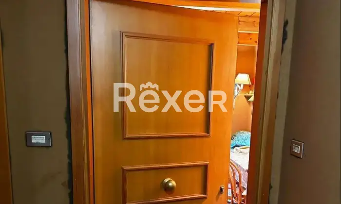 Rexer-Pizzoferrato-Accogliente-Mansarda-con-Camino-Soppalco-e-Box-Auto-Pronta-da-Abitare-Altro