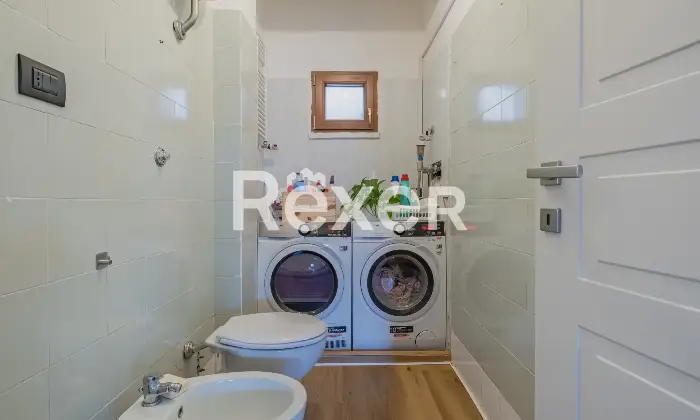 Rexer-Rocca-di-Papa-Villa-bifamiliare-su-tre-livelli-classe-A-Altro